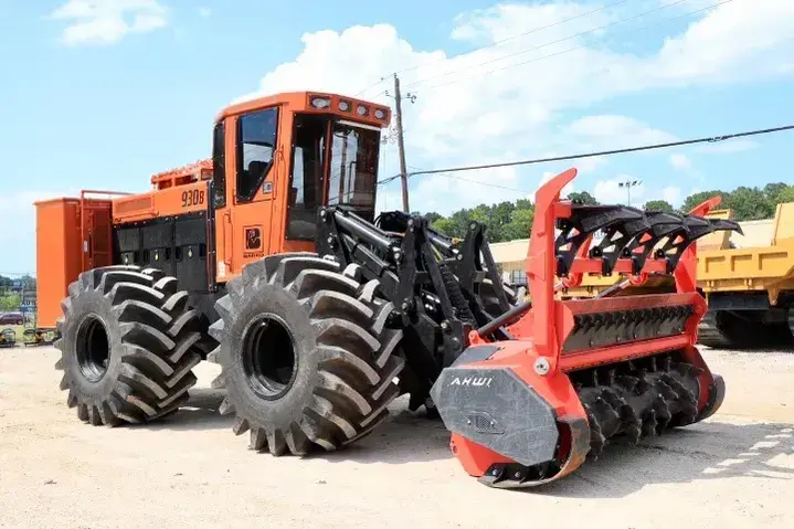 Apache Mulching heavy equipment on a Central Texas land clearing job